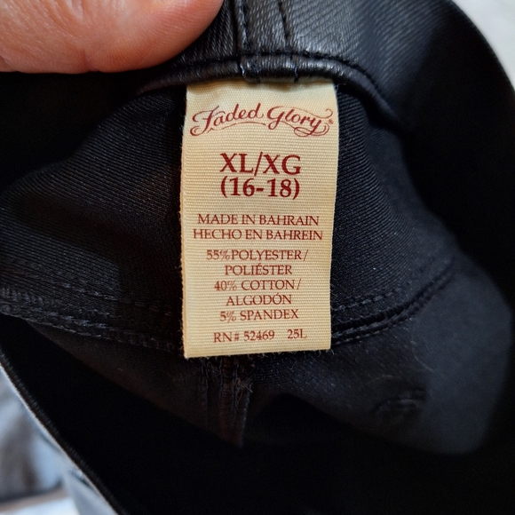 Black pleather jeggings sz 16 - Picture 6 of 6